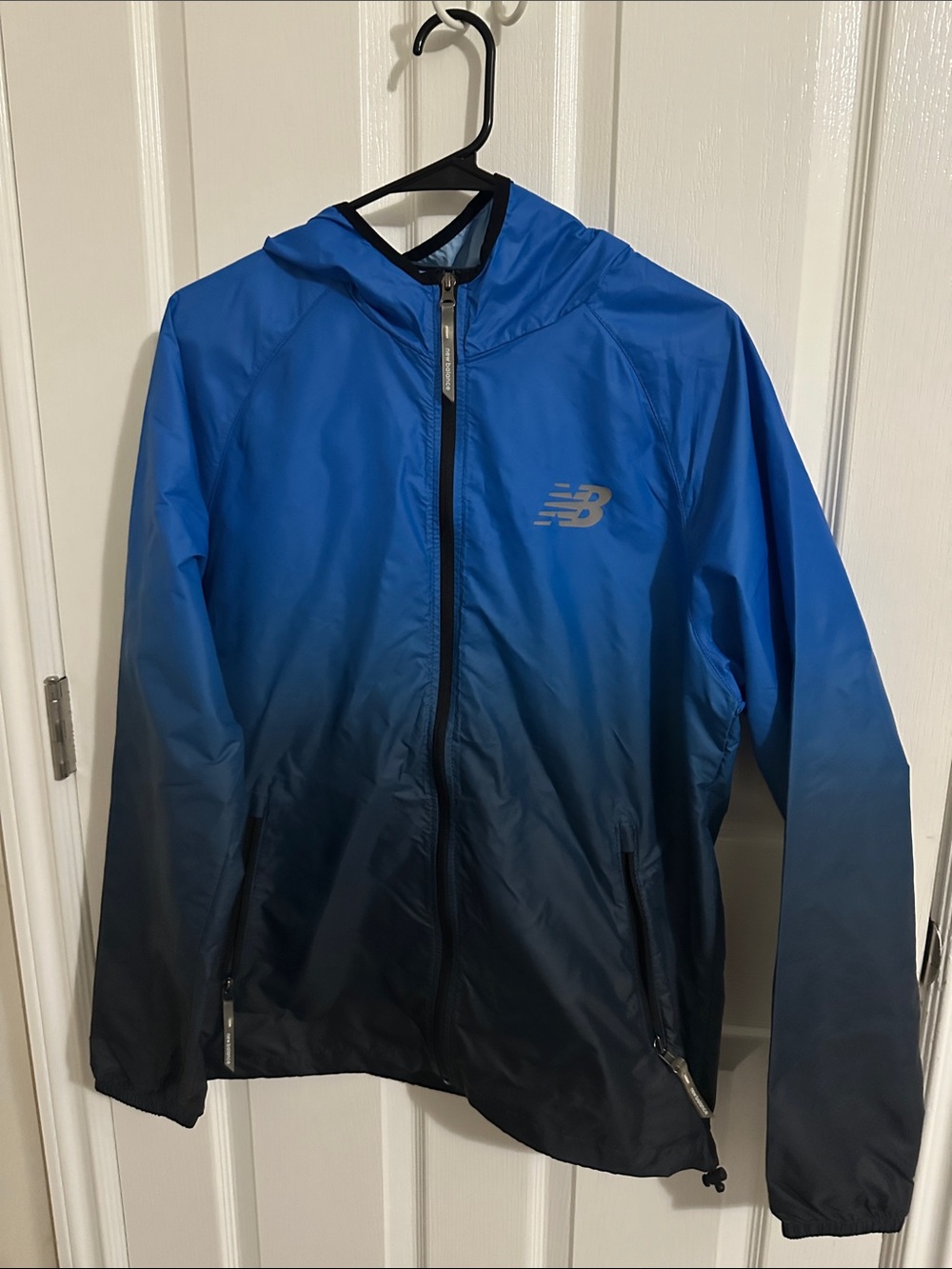 New Balance Men’s Blue Gradient Hooded Performance Jacket